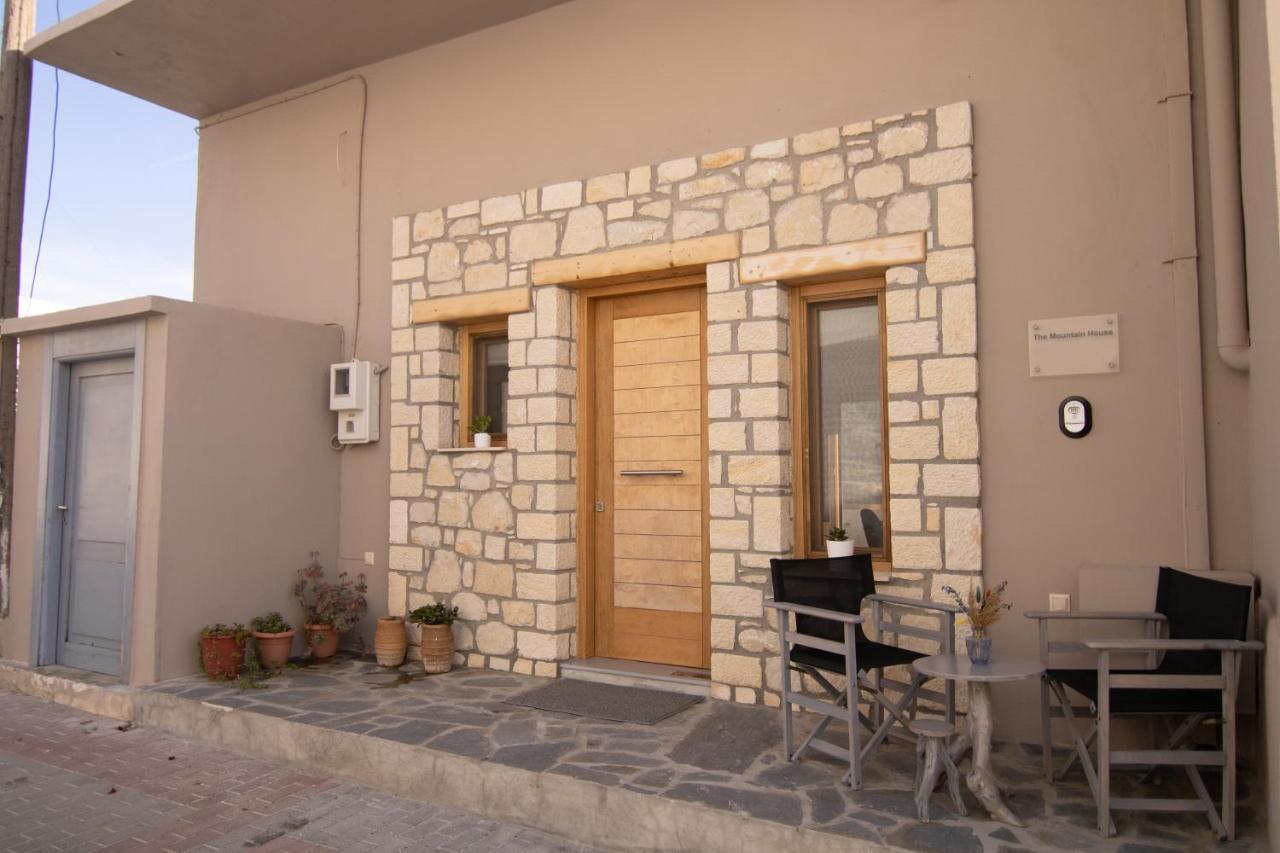 The Mountain House - Authentic Cretan Hideaway - Breathtaking And Nature Views Tourlotí Eksteriør bilde