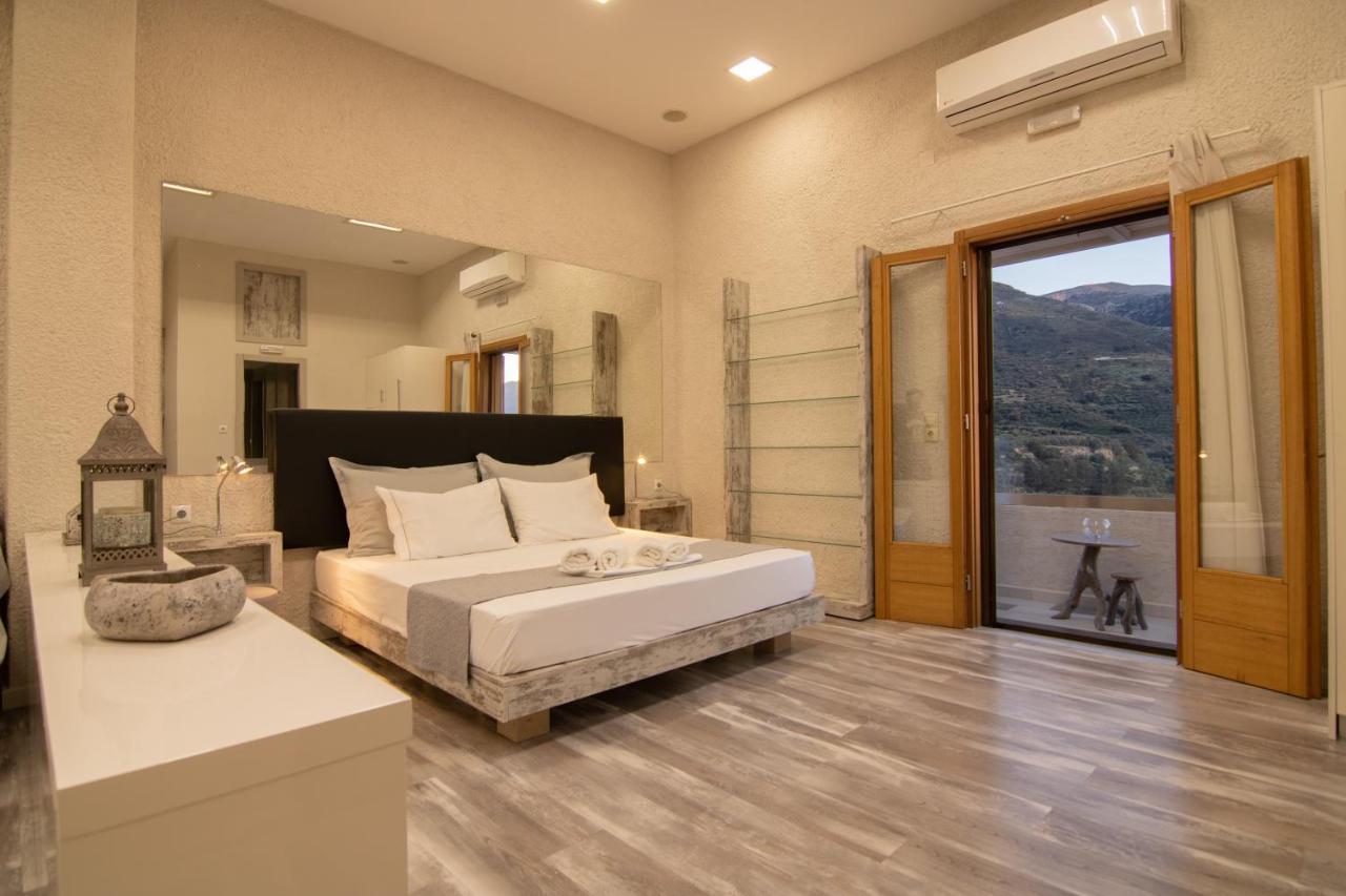 The Mountain House - Authentic Cretan Hideaway - Breathtaking And Nature Views Tourlotí Eksteriør bilde