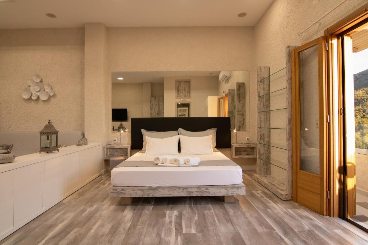 The Mountain House - Authentic Cretan Hideaway - Breathtaking And Nature Views Tourlotí Eksteriør bilde